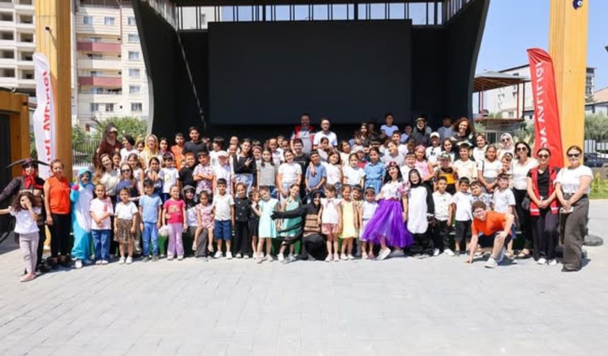 “Yüreğimizdeki Işık” Projesiyle Sanatın Gücü Çocuklarla Buluştu
