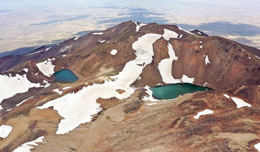 4 bin metre yükseklikteki saklı güzellik dağcıları cezbediyor