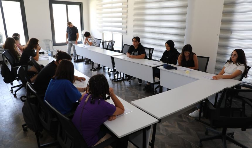 HBB’den Çocuklara Tiyatro ve Drama Kursu