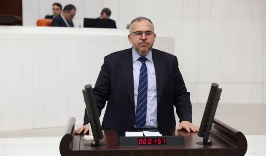 "Altınözü–Antakya Yolu Daha Fazla Bekleyemez"