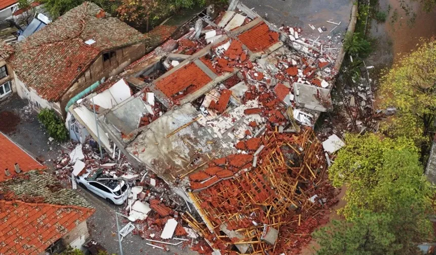 Balıkesir Beşik Gibi! 6.1 Sonrası 100'den Fazla Artçı Meydana Geldi