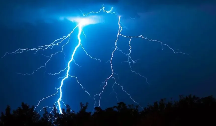 Hatay’da Alarm: Kuvvetli Sağanak Ve Fırtına Kapıda!