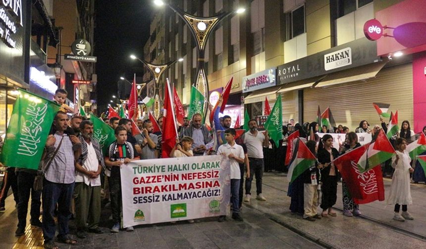 Hatay'da Küresel Sumud Filosu'na saldırı protesto edildi