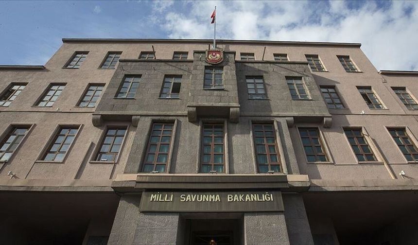 MSB: Hudutlarda 5'i terör örgütü mensubu olmak üzere 188 şahıs yakalanmıştır