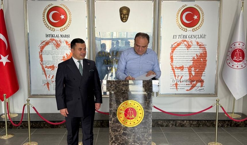 Anayasa Mahkemesi Başkanvekili Bağcı açılışa hazırlanan Anamur Adalet Sarayı'nı inceledi