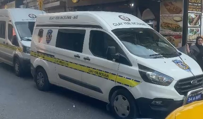 Fatih'te otelde kalan 2 turist bulantı ve kusma şikayetiyle hastaneye başvurdu