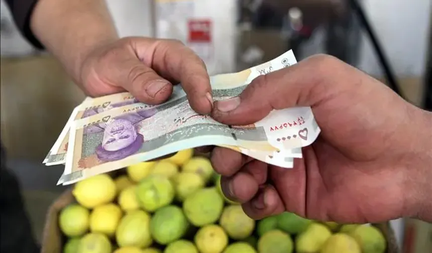 İran’da Para Devrimi