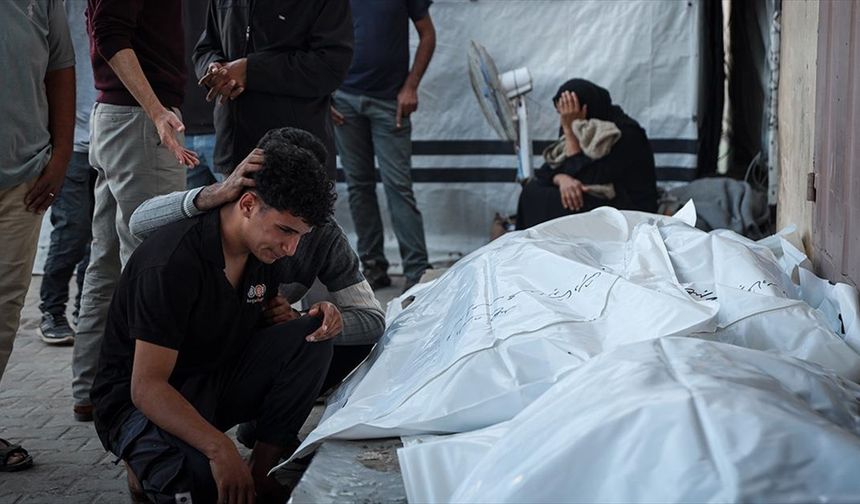 İsrail'in ateşkese rağmen Gazze'de sürdürdüğü saldırılarda 4 Filistinli hayatını kaybetti