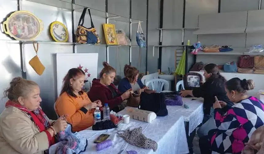 Hatay'da Kadınlar El İşleriyle Aile Ekonomisine Destek Oluyor!