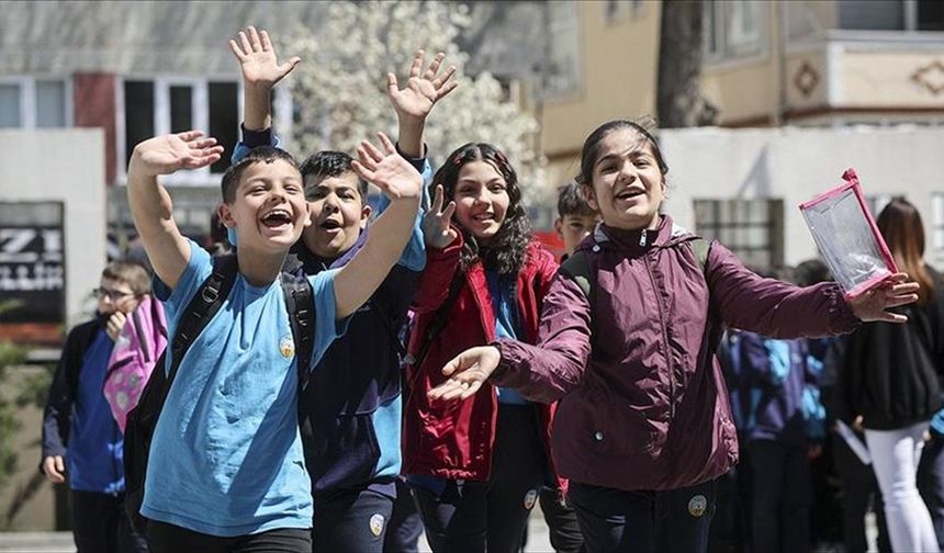 2026 Resmi Tatil Takvimi Belli Oldu: Hangi Günler Tatil?