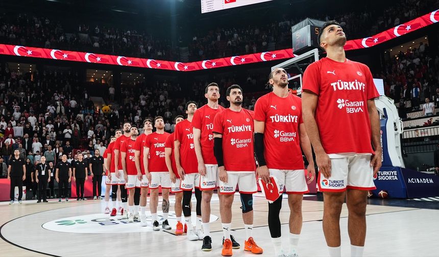 A Milli Erkek Basketbol Takımı, dünya sıralamasında 11. sıraya yükseldi