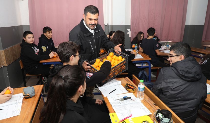 Hatay Büyükşehir Belediyesi 320 Ton Ürünü Ücretsiz Dağıttı