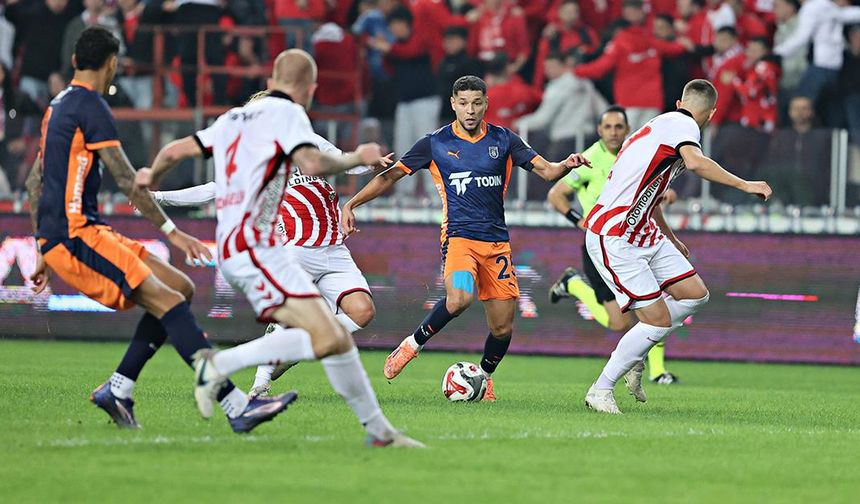 Başakşehir deplasmanda Samsunspor'u 2-0 yendi