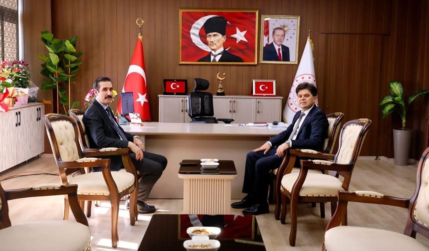 Bozyazı Kaymakamı Topsakaloğlu'ndan İl Milli Eğitim Müdürü Özdemirci'ye ziyaret