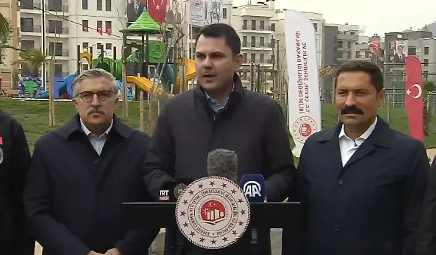 Bakan Kurum Hatay'da Açıklamalarda Bulunuyor!