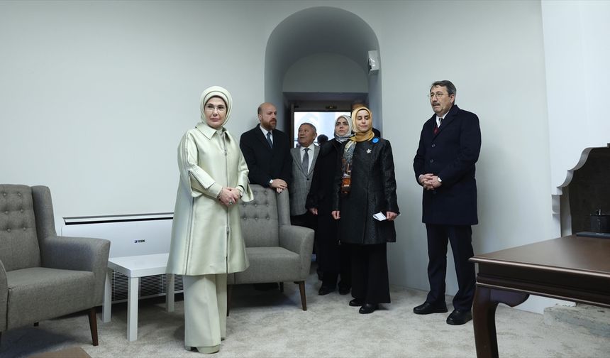 Emine Erdoğan, İHÜ İPAM Darüşşifa Psikoterapi Merkezi'nin açılışına katıldı