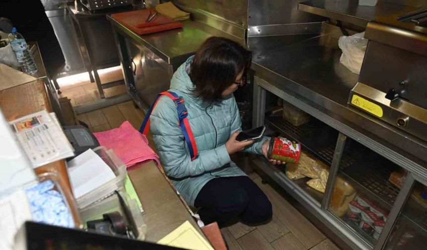 Isparta’da hijyen kusuru olan işletmelere zabıta ekipleri tarafından işlem yapıldı