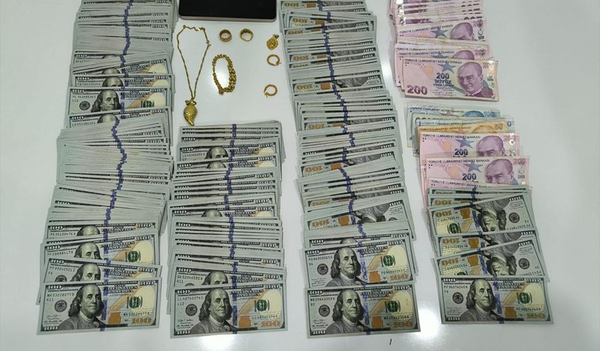 Mersin'de dolandırıcılık yaptıkları iddiasıyla 28 zanlı tutuklandı