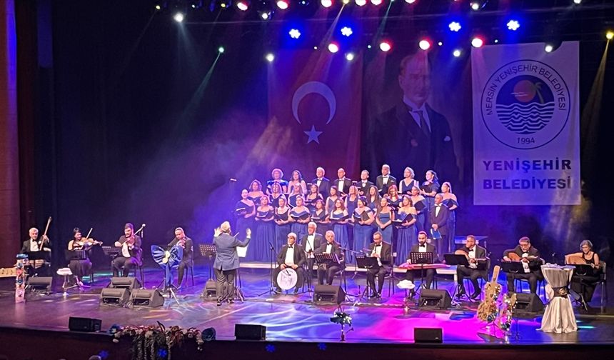 Mersin'de Türk sanat müziği konseri verildi