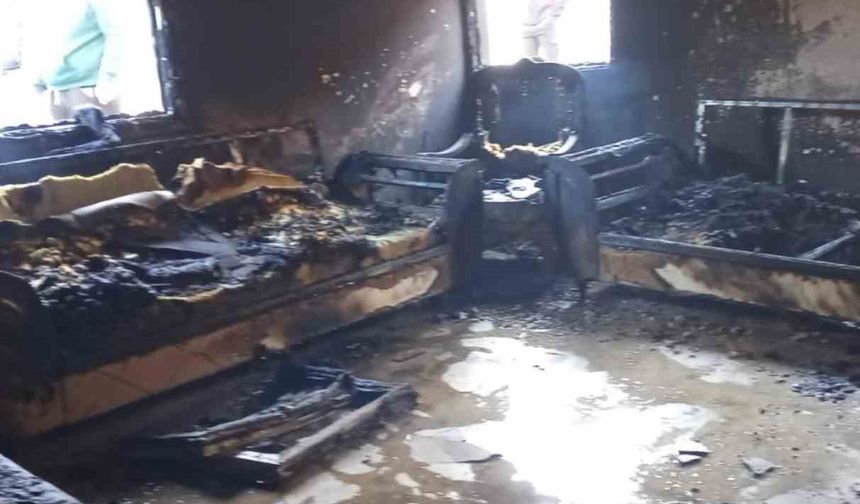Reyhanlı’da yanan ev kullanılmaz hale geldi