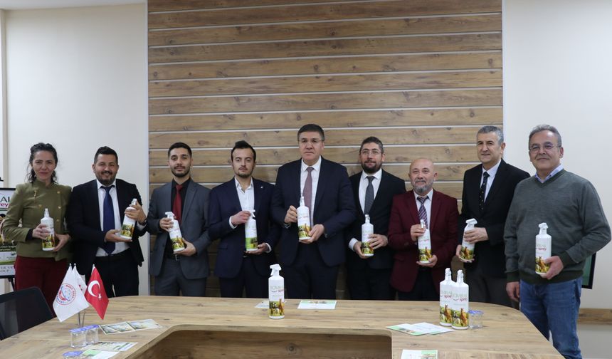 Burdur'da şap hastalığında hayvanların ağız yaralarını iyileştiren bitkisel ürün geliştirildi