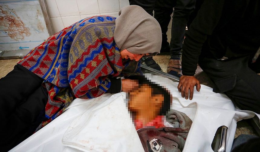 İsrail ordusunun, ateşkese rağmen Gazze'de düzenlediği saldırılarda çok sayıda Filistinli yaralandı