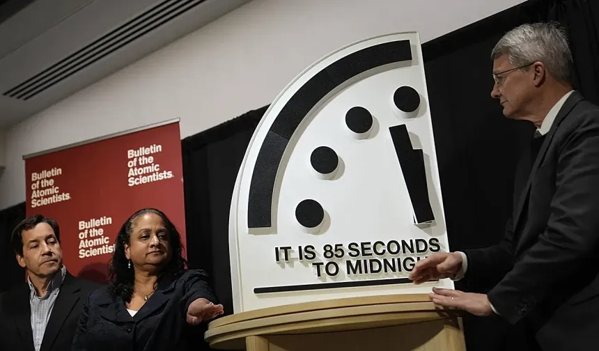 Ülkeler Neden Teyakkuzda: Gizemli Hazırlıklar ve Kıyamet Sinyalleri