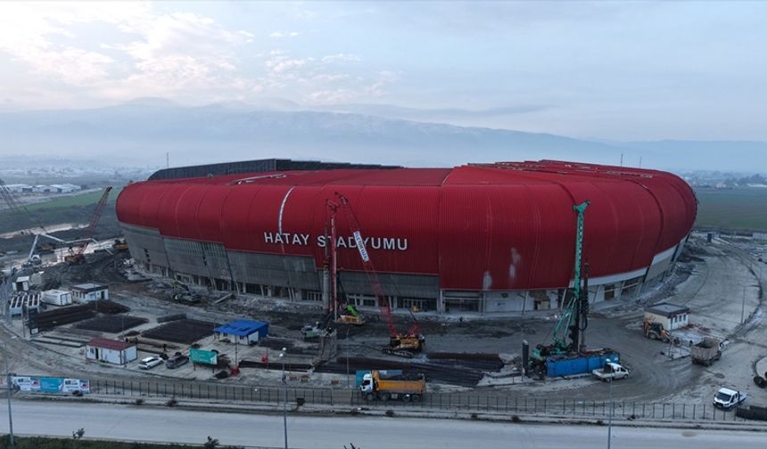 Atsu’nun Ardından Sessizliğe Gömülen Hatay Stadı Ayağa Kalkıyor