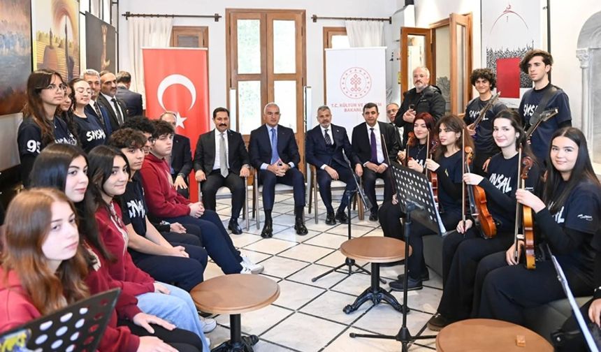 Bakan Ersoy, Hatay'da ziyaretlerde bulundu