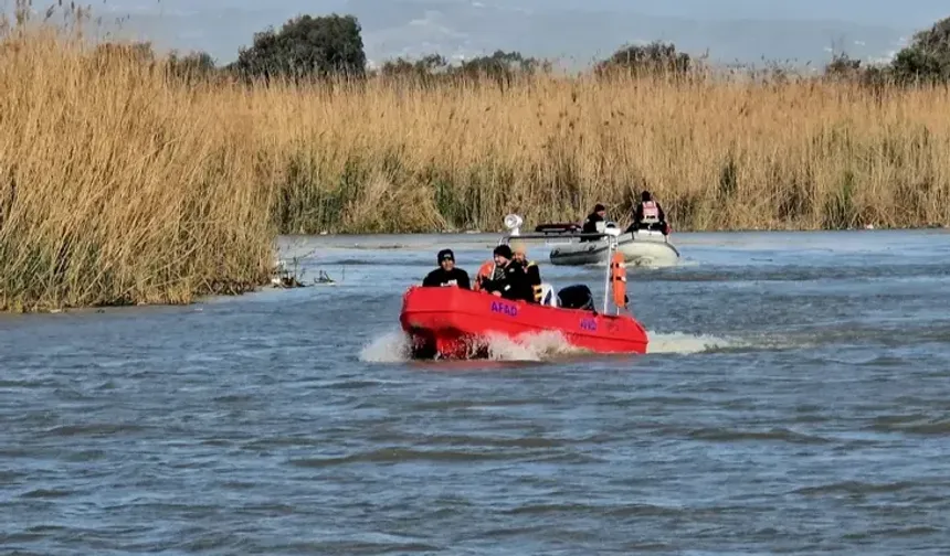 Nehre Düşen ve Kaybolan Berkan'dan Hala İz Yok!