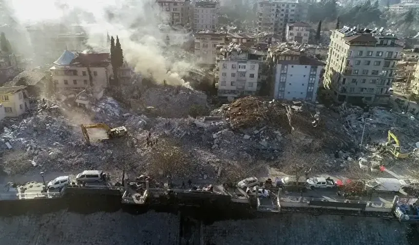 Fay Hatlarında Yeni Tehlike: Sesten Hızlı Deprem Şehirleri İki Darbeyle Vuruyor