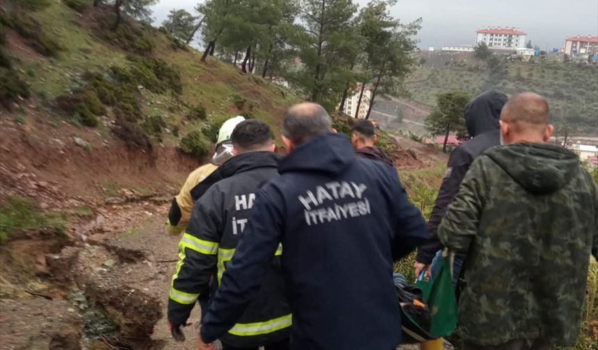 Hatay'da su birikintisine düşen çocuk hayatını kaybetti