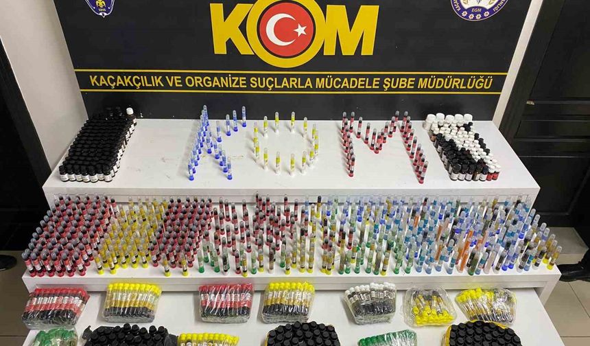 Mersin'de depoya baskın binlerce litre kaçak alkol ele geçirildi: 1 tutuklama