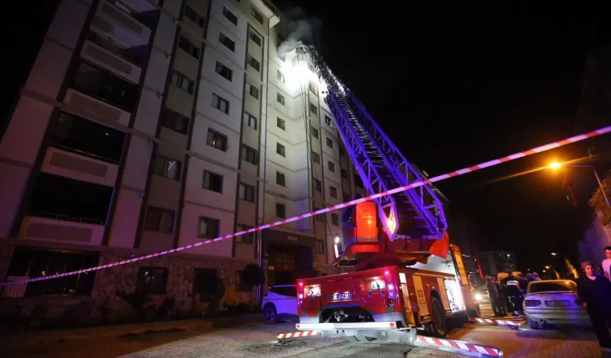 İskenderun’da Kilerde Başlayan Yangın Büyüdü: 13 Yaralı