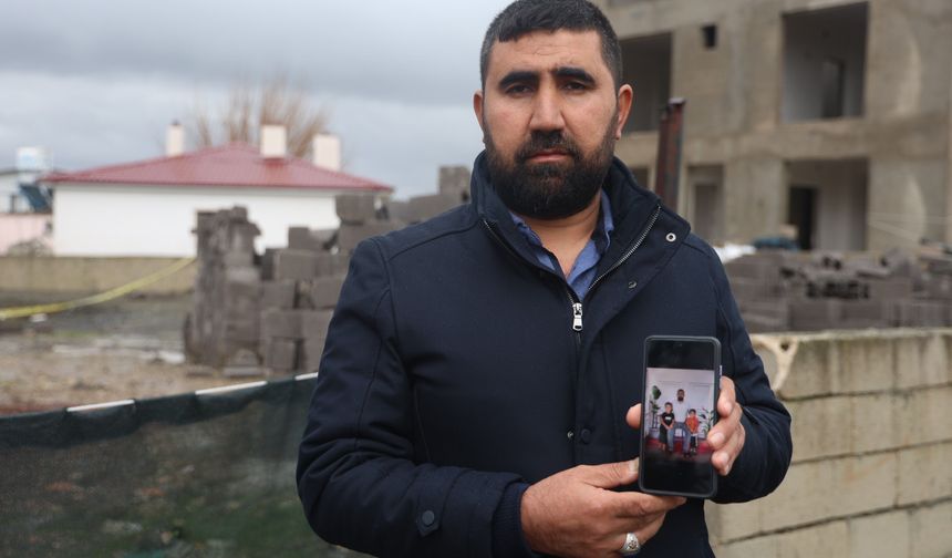 Hataylı Acılı Baba İsyan Etti: “Bu Temel 8 Aydır Açık Duruyordu”