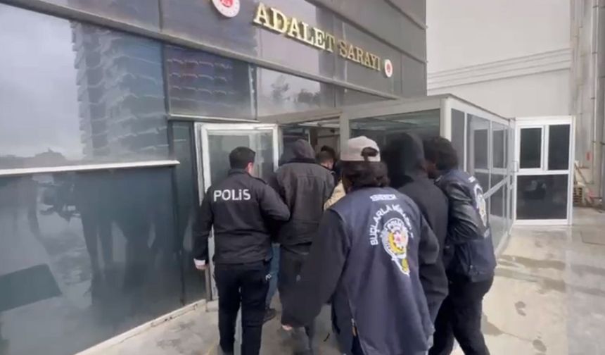 Defne’de Bahis Baskını: 4 Kişi Suçüstü Yakalandı