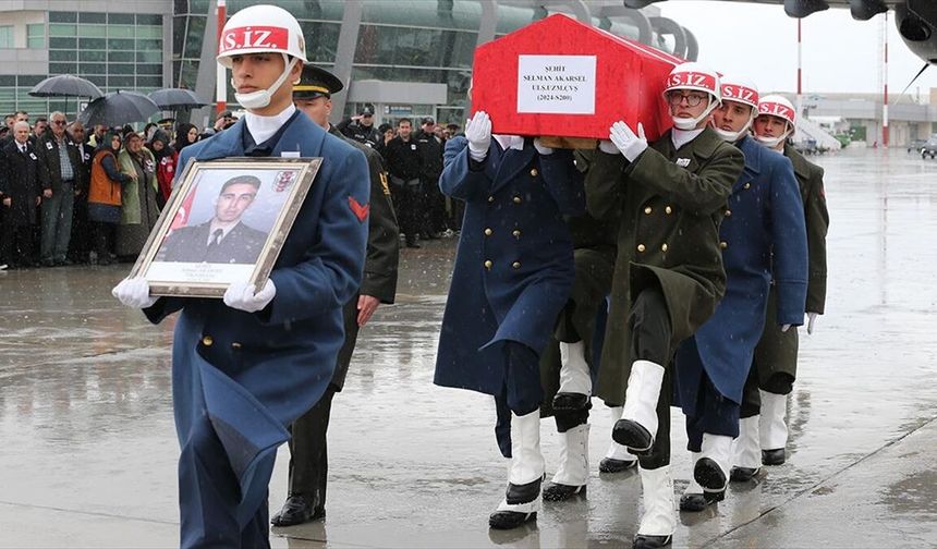 Ağrı'da askeri araç kazasında şehit olan Uzman Çavuş Akarsel'in cenazesi Konya'da defnedildi