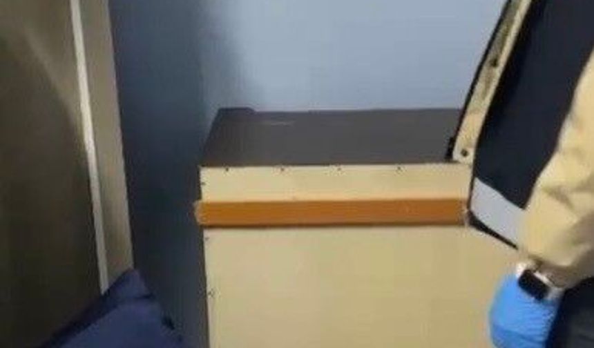 Dolapta yakalanan hırsızdan polislere: 'Maşallah ne oldu şimdi?'