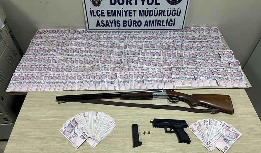 Hatay'da Otomobil Hırsızları Yakalandı!