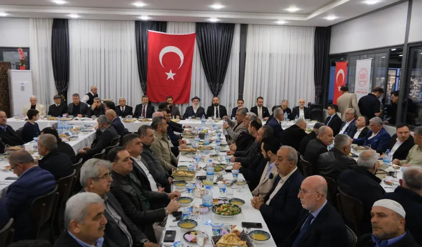 Vali Masatlı, Kanaat Önderleri İle İftar Sofrasında Buluştu