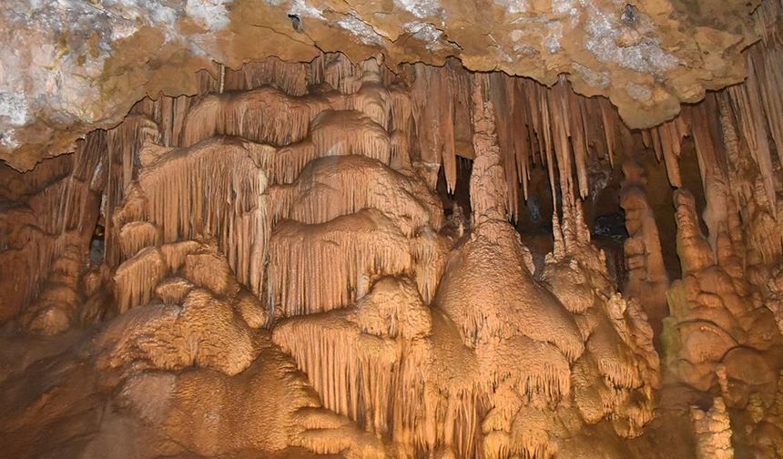 Karaca Mağarası'nda turizm sezonu başladı