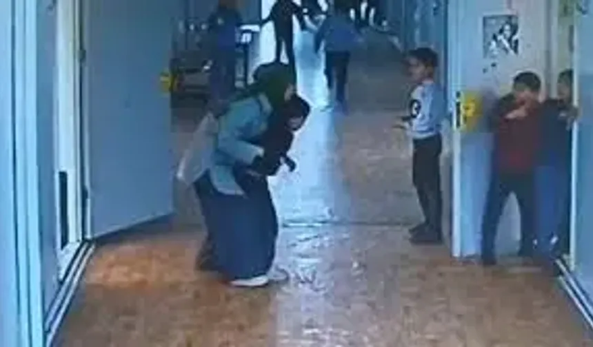 Antakya’da Kahraman Öğretmen, Öğrencisini Heimlich ile Kurtardı