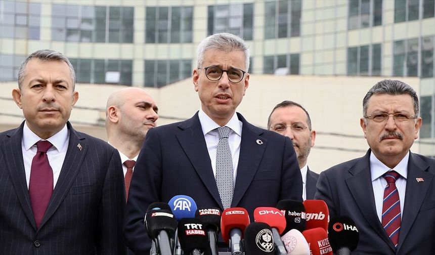 Sağlık Bakanı Memişoğlu, Trabzon Şehir Hastanesi inşaatında incelemelerde bulundu