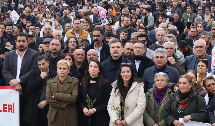 Samandağ’da Alevi Katliamları Protesto Edildi