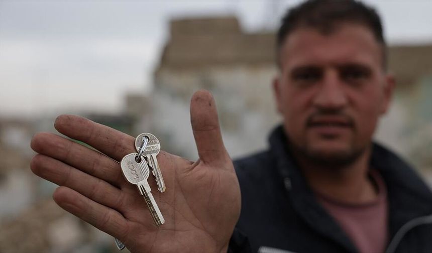 Suriyeli Abdülbari için 15 yıldır sakladığı evinin anahtarı 'umudun başlangıcını' simgeliyor