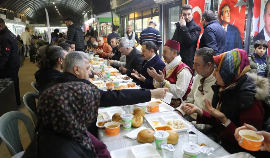 Uzun Çarşı’da Gönül Sofrası Kuruldu