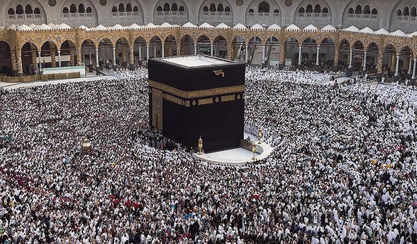 Umre Seyahatlerinde Vatandaşlara Uyarı