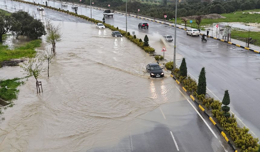 Hatay’da Günlerdir Süren Yağış Felakete Dönüştü !