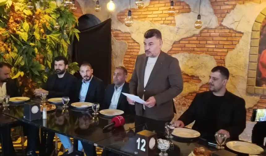 AK Parti Heyeti Defne’de Yapılan Harcamaları Eleştirdi!