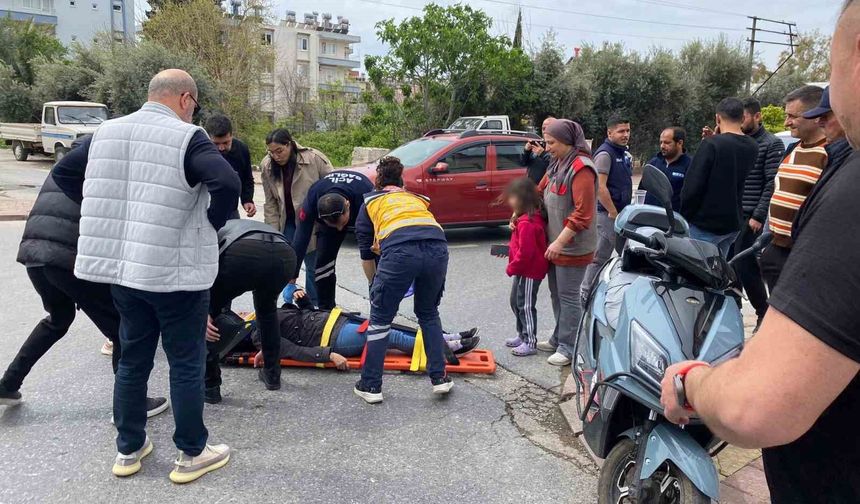 Annesini kazada yaralayıp kaçan sürücüyü, gözyaşlarıyla babasına şikayet etti